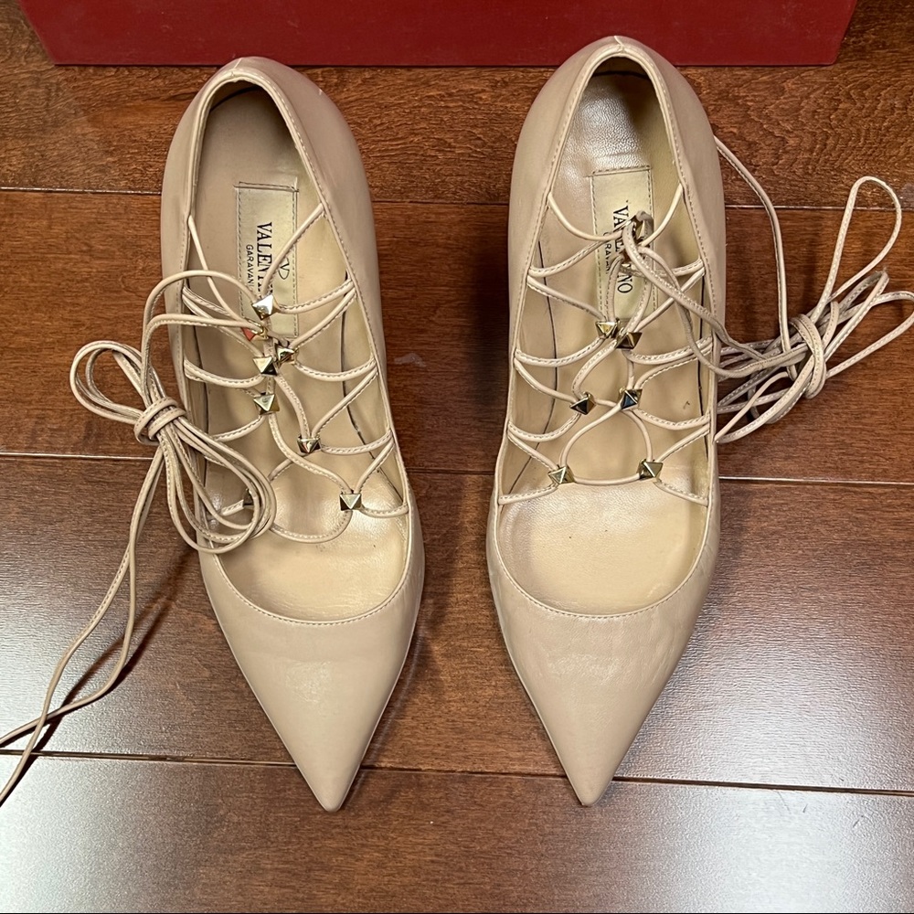 Valentino rock stud lace up ankle strap neutral color pump in size 37 with box - Picture 6 of 12